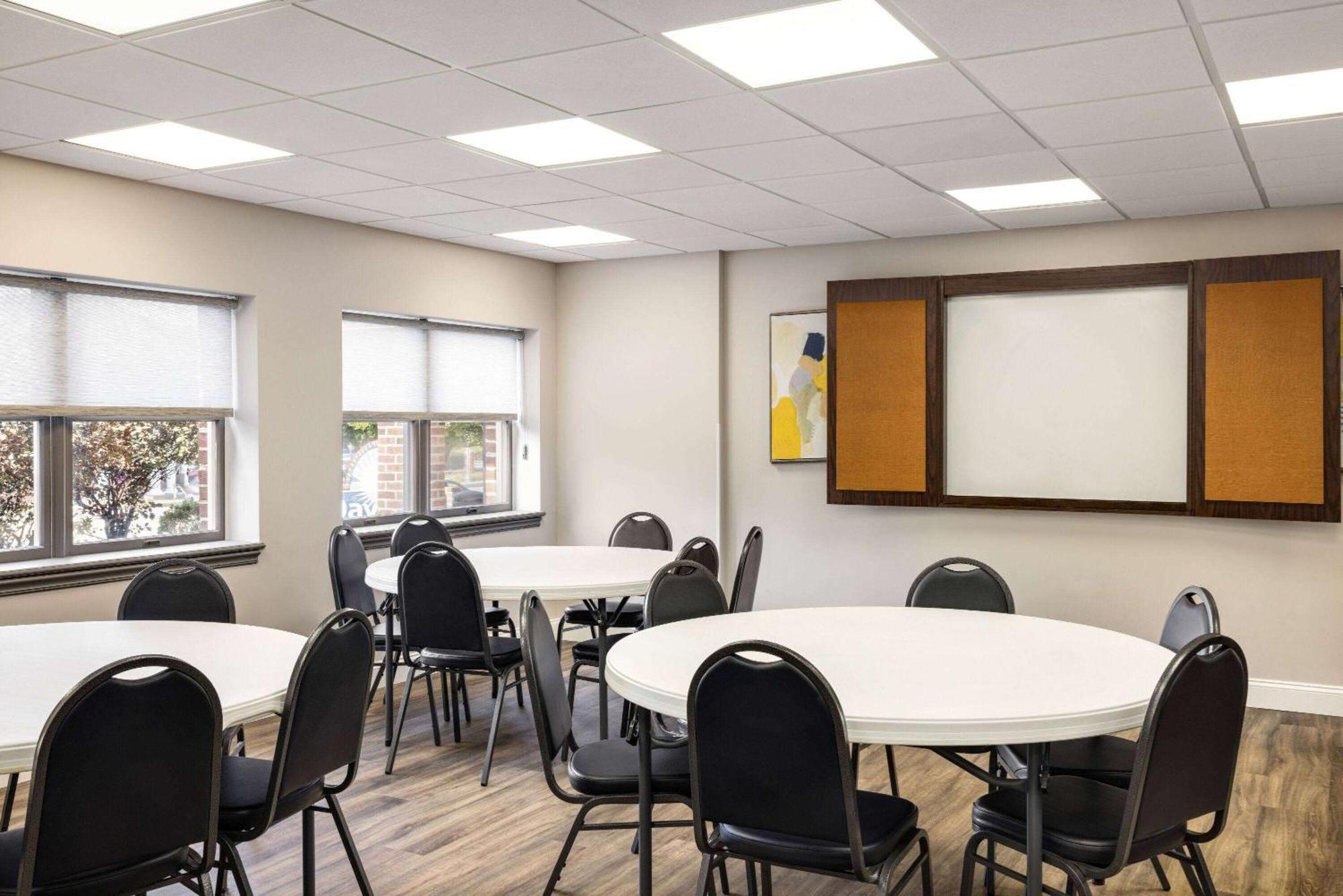 Hotel Days Inn By Wyndham Hershey Hershey