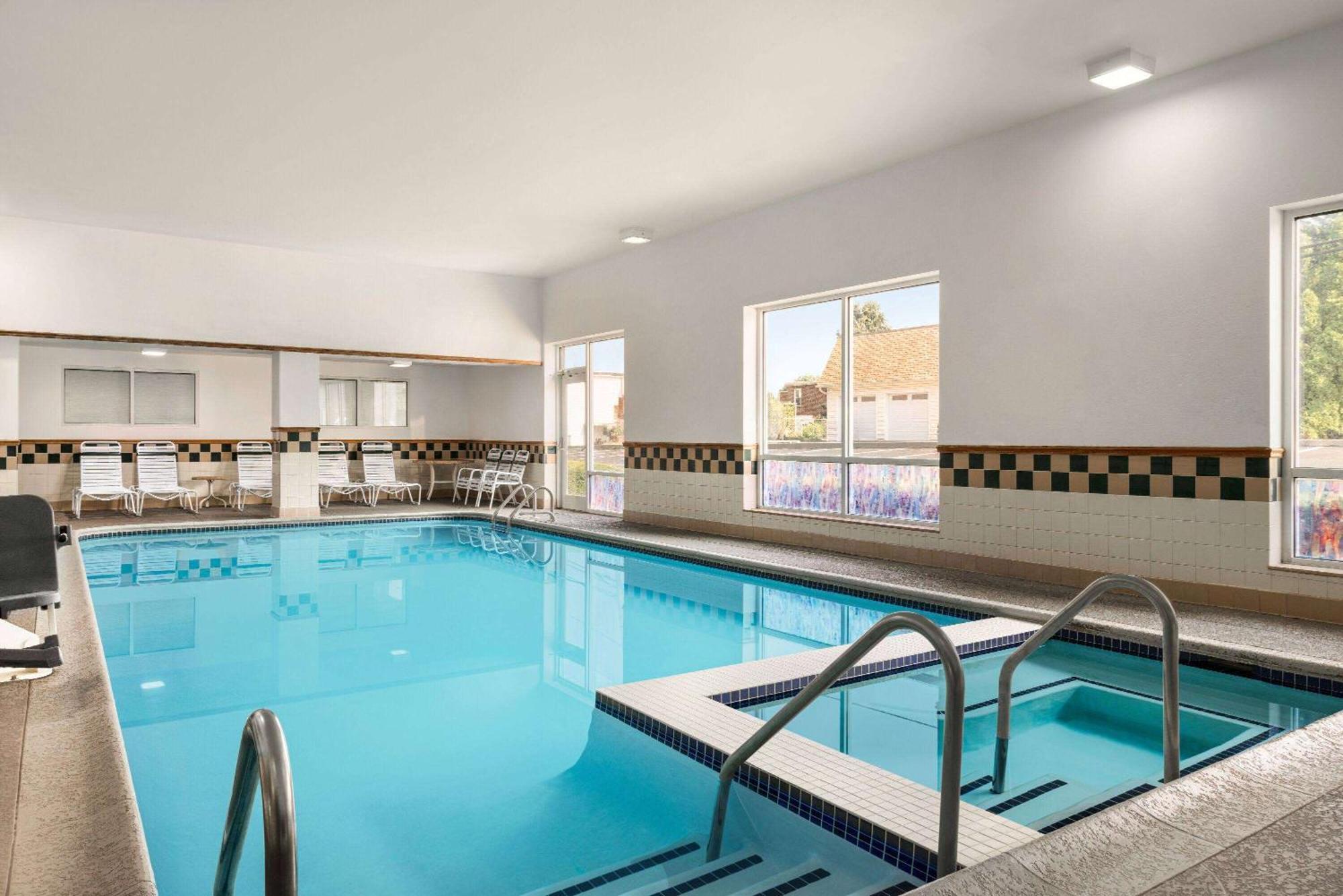 Days Inn By Wyndham Hershey Hershey