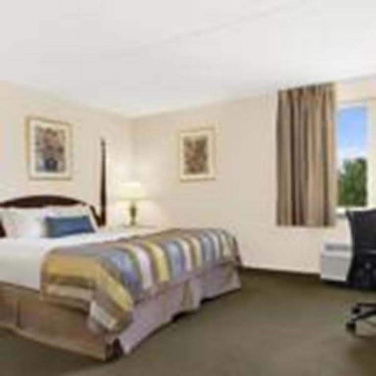 Days Inn By Wyndham Hershey Hotel Hershey