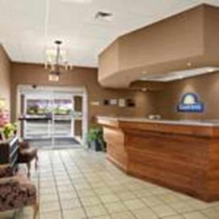 Days Hotel
